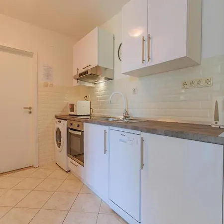 - Comfort Two-bedroom D9