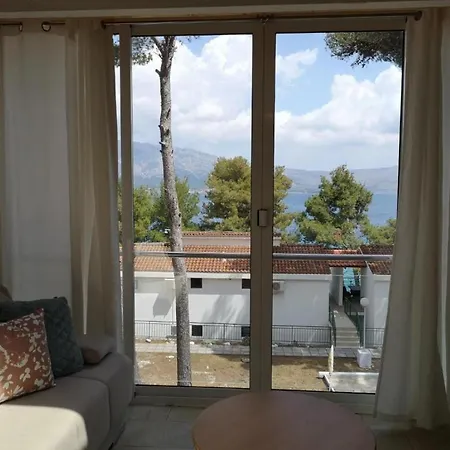 - Comfort Two-bedroom D9 Lumbarda